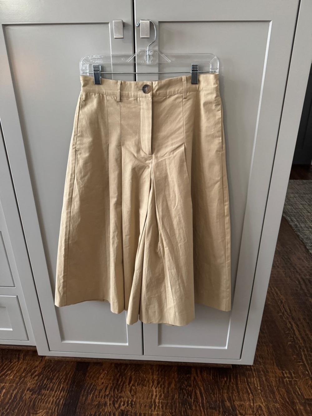 ASTR rowen pleated culotte pants in khaki - NWOT